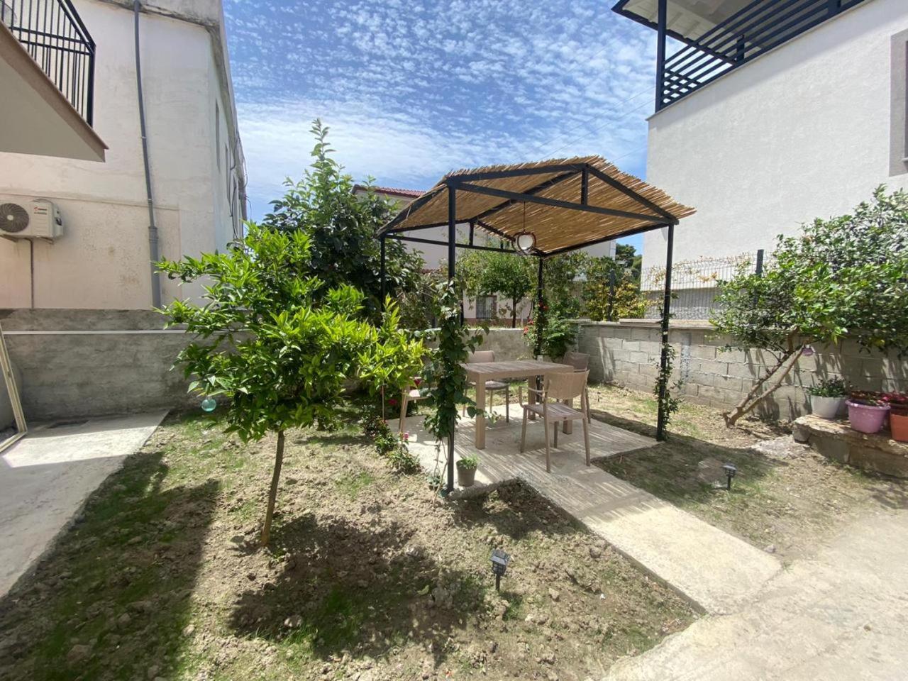 Vila Luani Vlore Ngoại thất bức ảnh